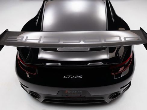 Used 2018 Porsche 911 GT2 RS RWD image 35
