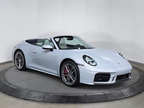 Certified 2026 Porsche 911 Carrera 4S AWD/4WD image 9
