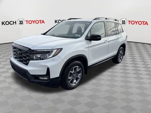 Used 2022 Honda Passport TrailSport image 3