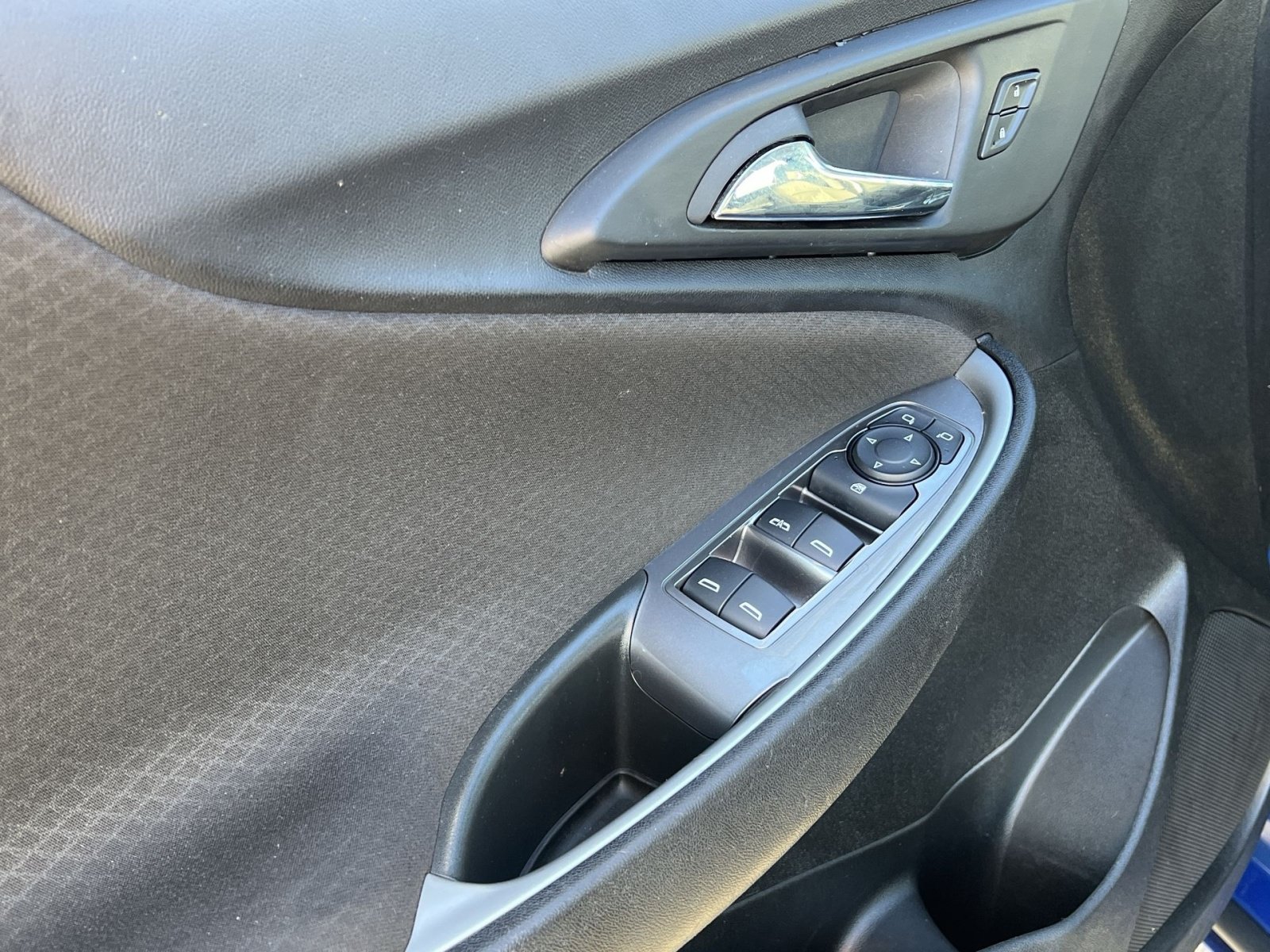 Used 2023 Chevrolet Malibu LT FWD image 15