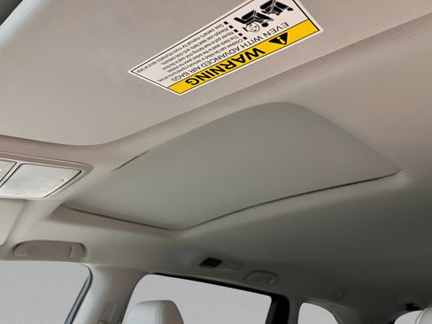 Used 2026 Honda Odyssey EX-L image 24