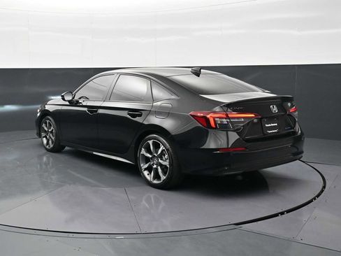 Used 2026 Honda Civic Sport Touring image 3