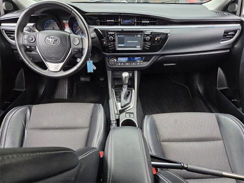 Used 2015 Toyota Corolla S image 13