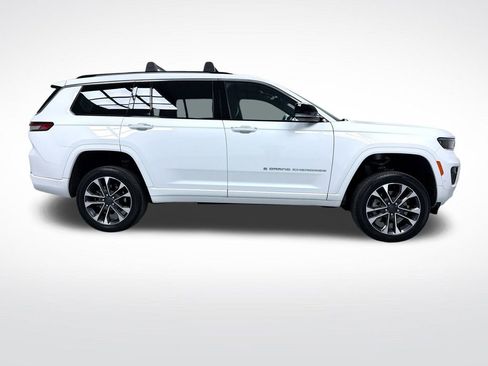 Used 2024 Jeep Grand Cherokee L Overland w/ Trailer Tow Package image 2