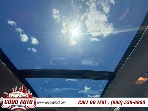 Used 2017 Toyota Highlander Limited Platinum AWD/4WD image 19