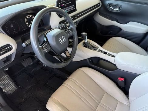Certified 2024 Honda HR-V EX-L image 11