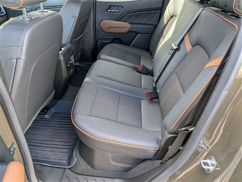 Used 2024 GMC Canyon AT4 w/ Technology Package image 23