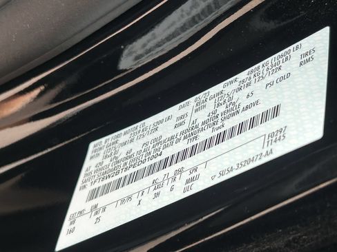 Used 2023 Ford F250 XLT w/ XLT Premium Package AWD/4WD image 15