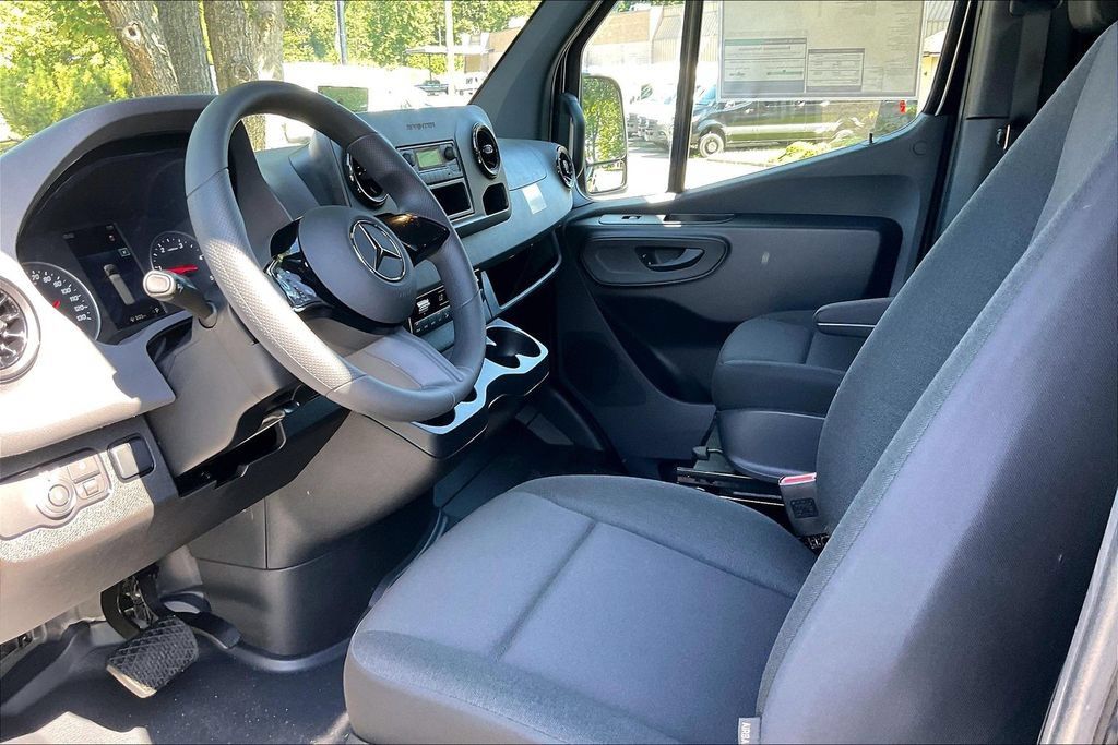 New 2026 Mercedes-Benz Sprinter 2500 image 7