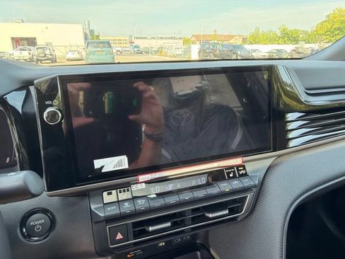 Used 2026 Toyota Camry Hybrid w/ Multimedia Upgrade Package AWD/4WD image 7