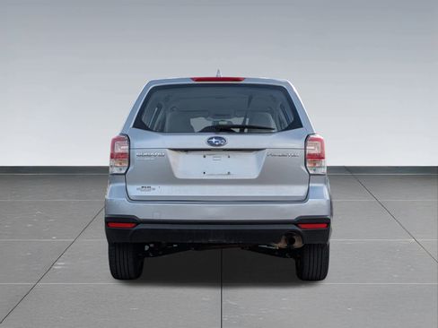 Used 2018 Subaru Forester 2.5i image 5