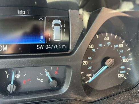 Used 2019 Ford Transit 150 XLT image 20