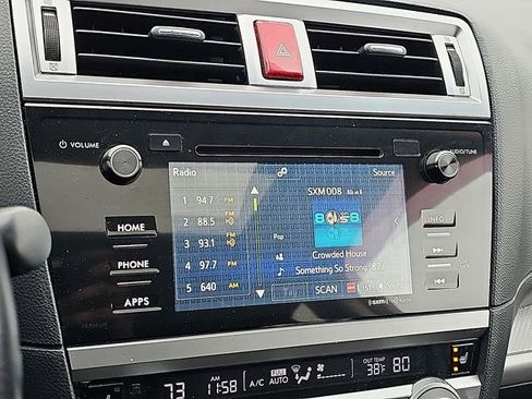 Used 2017 Subaru Outback 2.5i Premium image 17