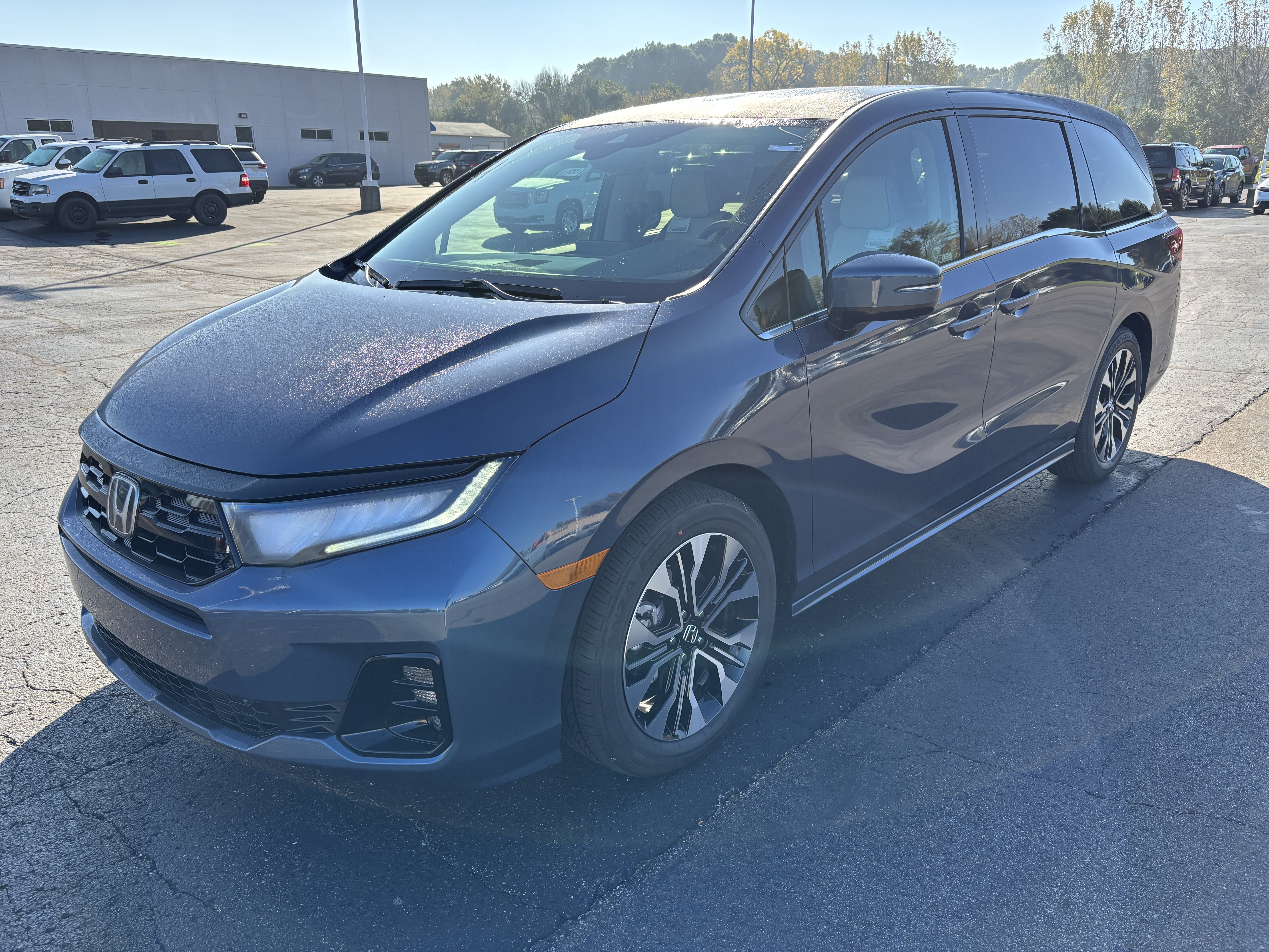 New 2027 Honda Odyssey Elite image 4