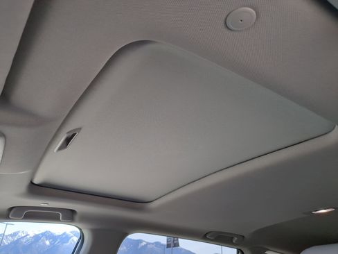 Used 2023 Honda CR-V EX-L image 15