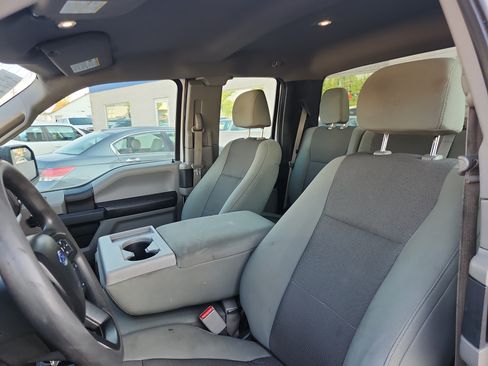 Used 2017 Ford F150 XL w/ Equipment Group 101A Mid AWD/4WD image 10