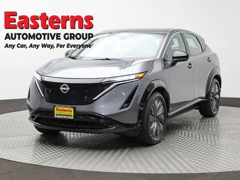Used 2023 Nissan Ariya FWD image 1