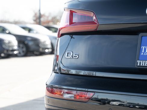 Used 2019 Audi Q5 Prestige image 30