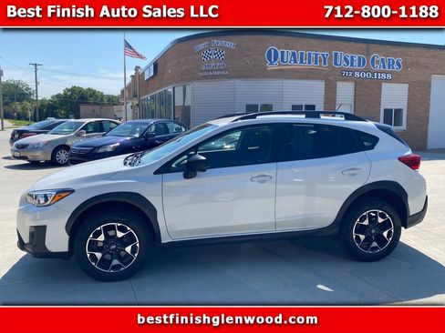 Used 2020 Subaru Crosstrek 2.0i image 1