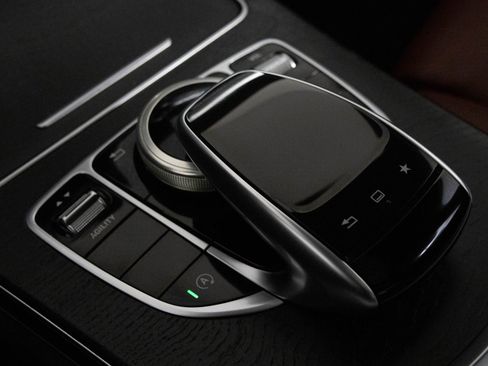 Used 2015 Mercedes-Benz C 300 4MATIC Sedan image 27