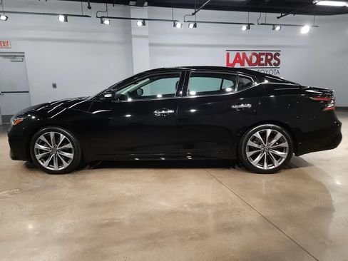 Used 2020 Nissan Maxima Platinum w/ Sport Mat Group FWD image 4