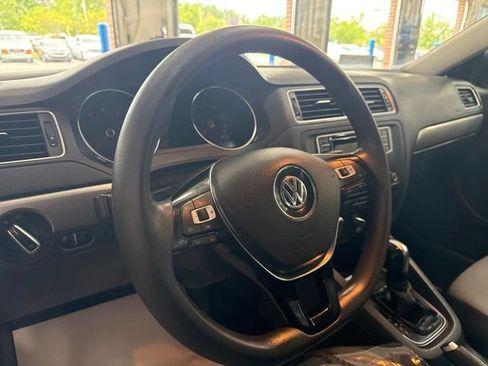 Used 2017 Volkswagen Jetta S FWD image 13