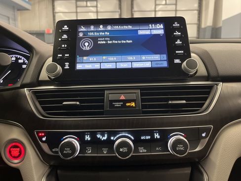Used 2019 Honda Accord EX-L image 22