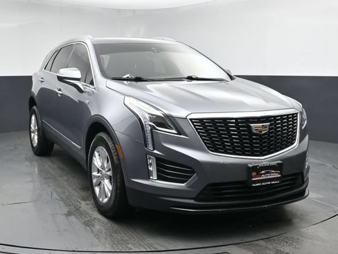 Used 2021 Cadillac XT5 Luxury AWD/4WD image 2