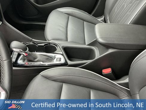 Used 2025 Buick Encore GX Avenir image 14