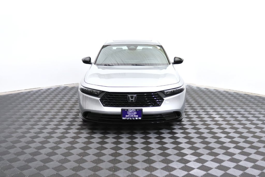 Used 2024 Honda Accord Sport image 4
