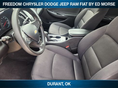 Used 2024 Chevrolet Malibu LT FWD image 8