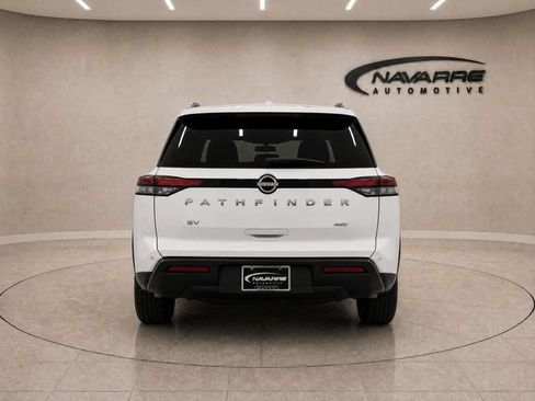 Used 2025 Nissan Pathfinder SV AWD/4WD image 8
