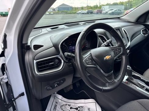 Used 2021 Chevrolet Equinox LT AWD/4WD image 24