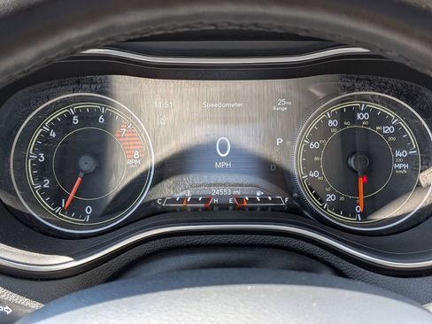 Used 2021 Jeep Cherokee Limited AWD/4WD image 16