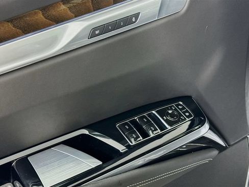 Used 2025 Cadillac Escalade Sport Platinum w/ LPO, Floor Liner Package AWD/4WD image 20