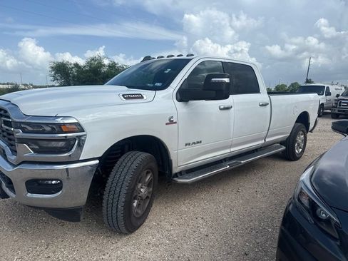 Used 2026 RAM 2500 Lone Star AWD/4WD image 3
