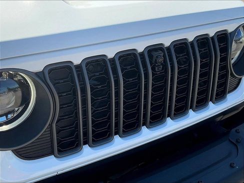 Used 2024 Jeep Wrangler Unlimited Rubicon 392 AWD/4WD image 32