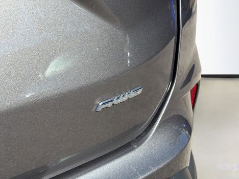 Used 2023 Ford Edge Titanium image 11