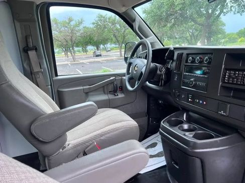 Used 2021 Chevrolet Express 2500 w/ Driver Convenience Package RWD image 15