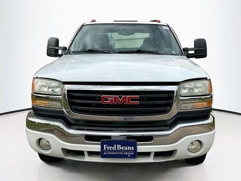 Used 2006 GMC Sierra 3500 SLE w/ Snow Plow Prep Package image 2