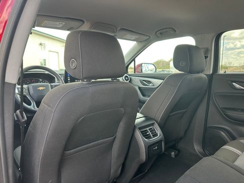 Used 2025 Chevrolet Blazer LT AWD/4WD image 21