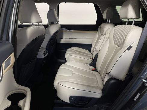 Certified 2023 Hyundai Palisade Limited FWD image 13