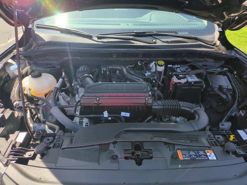 Used 2025 Ford Escape ST-Line FWD image 34