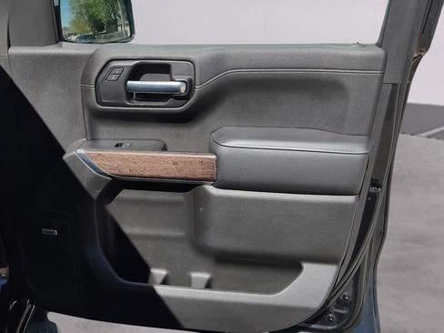 Used 2020 GMC Sierra 1500 Denali w/ Technology Package AWD/4WD image 17
