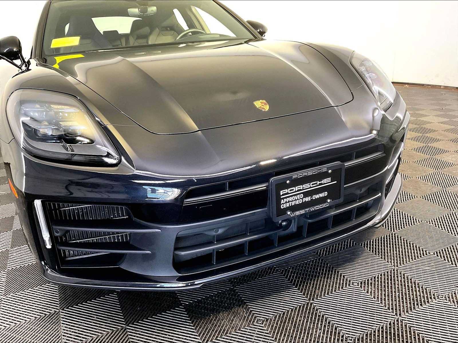 Certified 2026 Porsche Panamera 4 AWD/4WD image 34