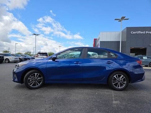 Used 2024 Kia Forte LXS FWD image 10