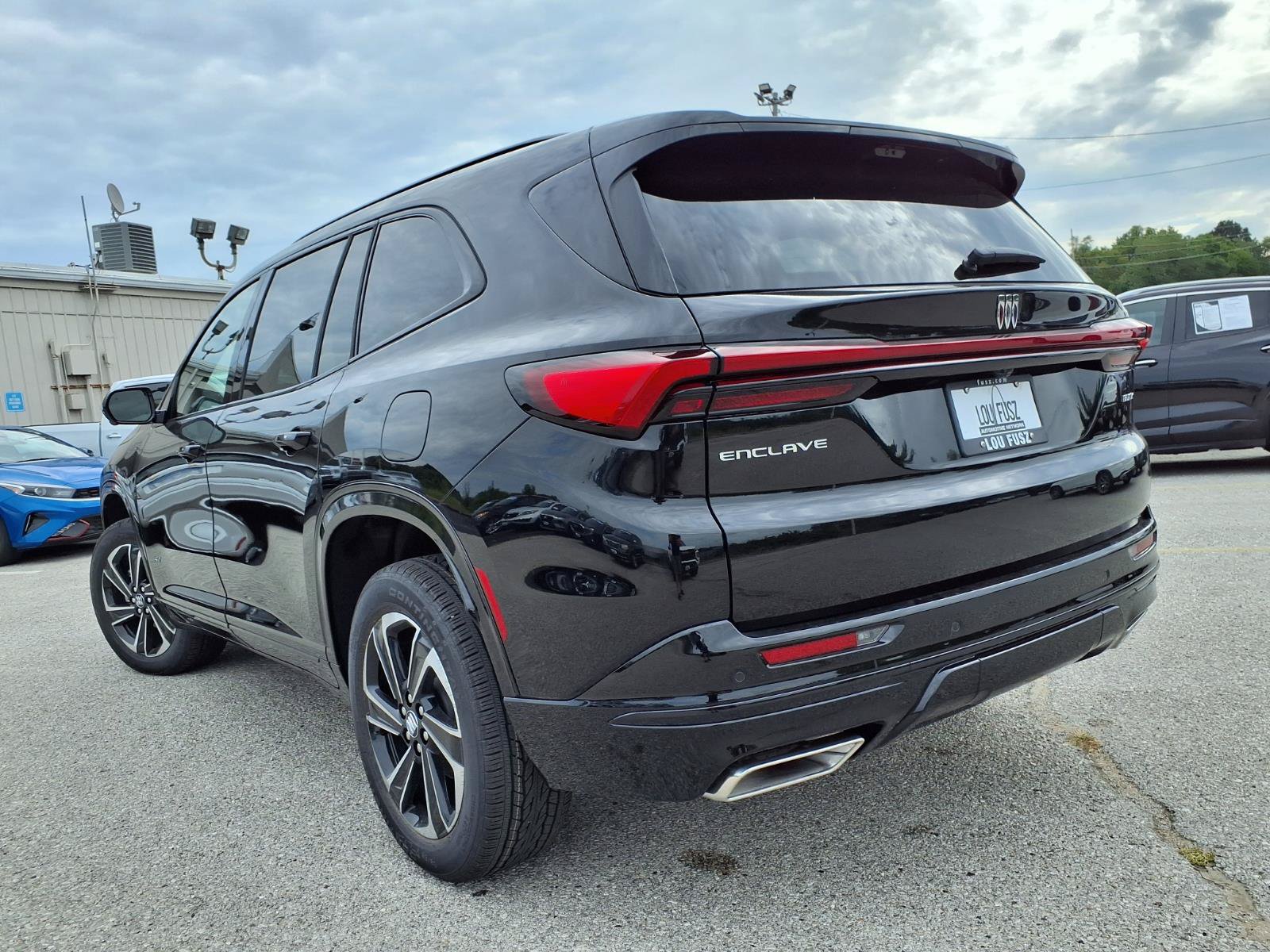 New 2027 Buick Enclave Sport Touring w/ Power Package FWD image 25