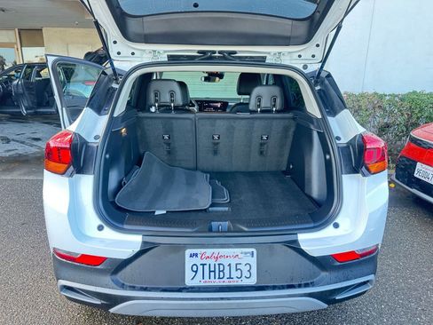 Used 2025 Buick Encore GX Preferred image 31