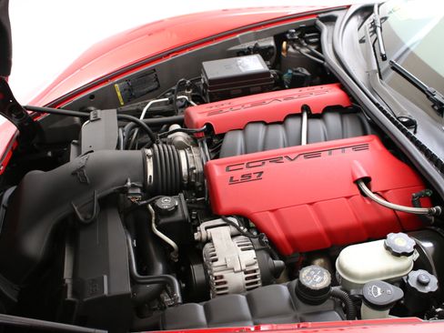 Used 2008 Chevrolet Corvette Z06 w/ Preferred Equipment Group image 31