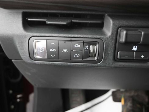 New 2025 GMC Sierra EV Denali image 16